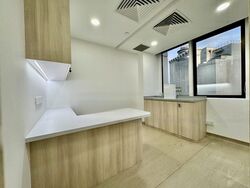 Mount Elizabeth Hospital (D9), Retail #484101441